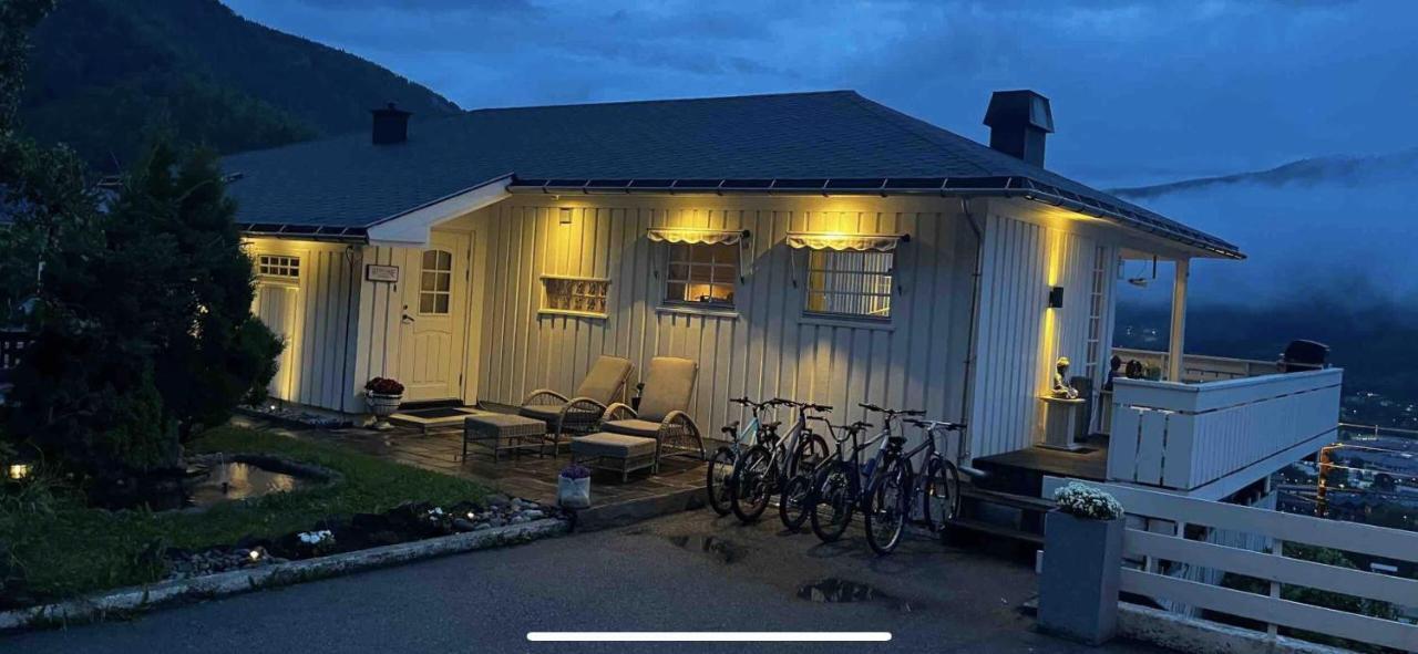B&B I Flott Utsiktseiendom Otta Εξωτερικό φωτογραφία